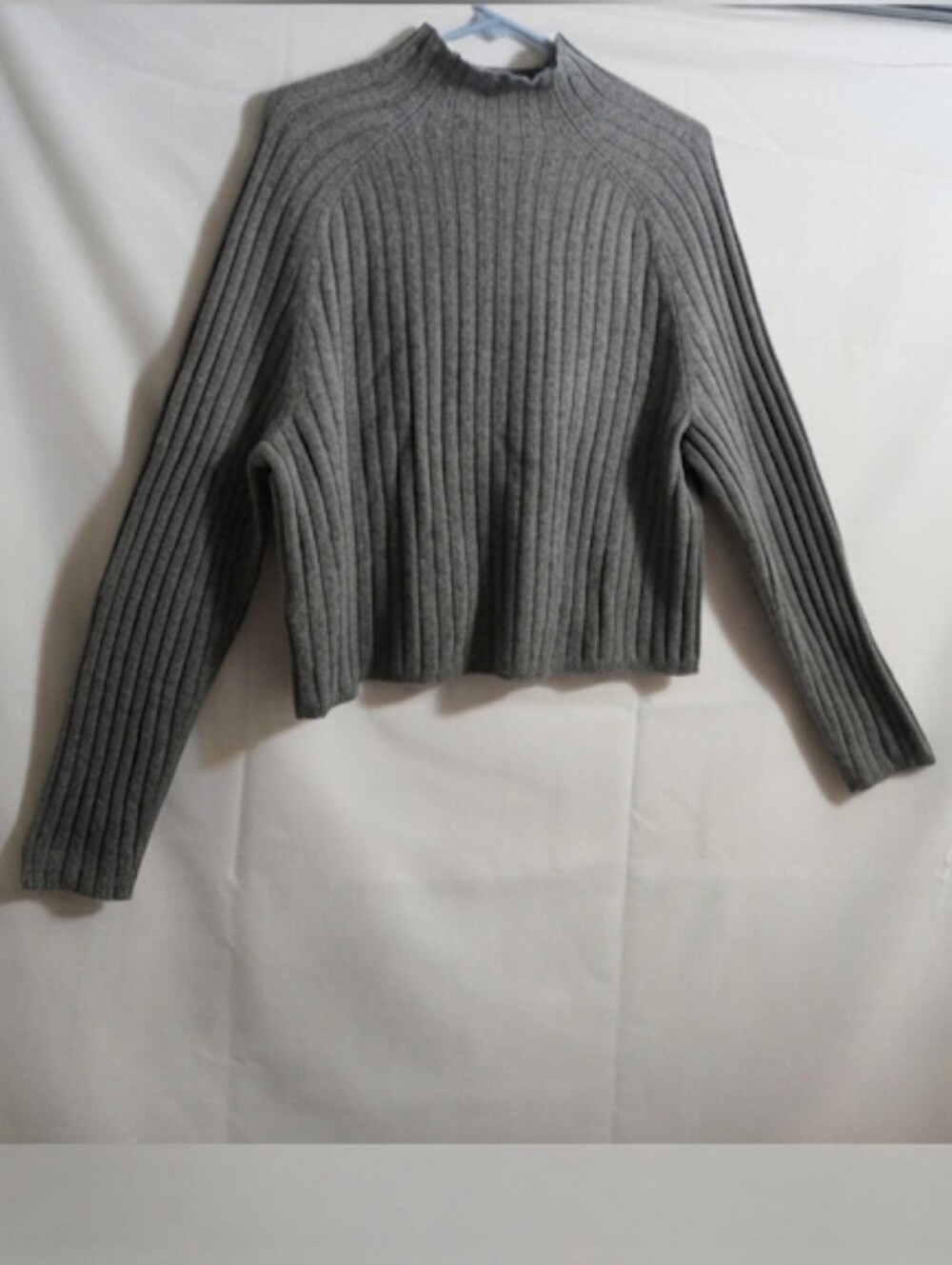 Everlane Funnel-Neck Cropped Sweater in Wool Cashmere Gray Size XXL - Picture 6 of 14